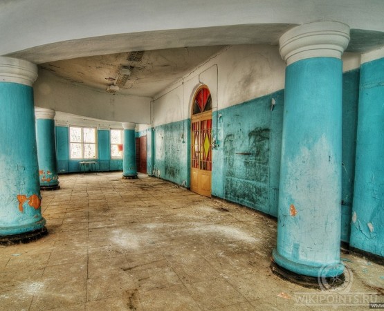 Заброшенный пионерлагерь «Космонавт» на wikipoints.ru